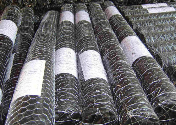 品質  Galvanized Hexagonal Wire Netting Counter Twist Corrosion Resistant 工場